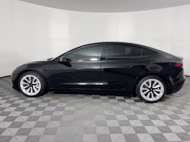 Used 2023 Tesla Model 3 Standard Range RWD image 7