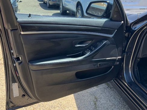 Used 2011 BMW 550i Sedan RWD image 25