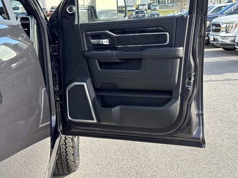 Used 2022 RAM 3500 Laramie image 10