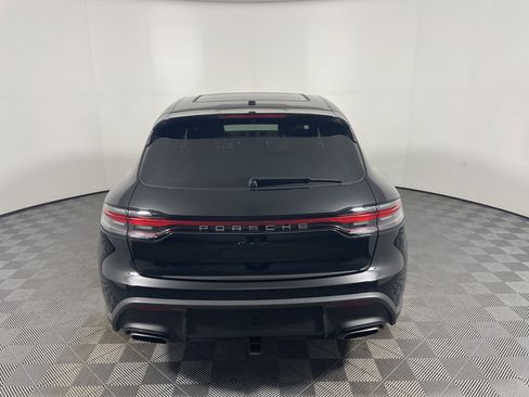 Used 2025 Porsche Macan image 6