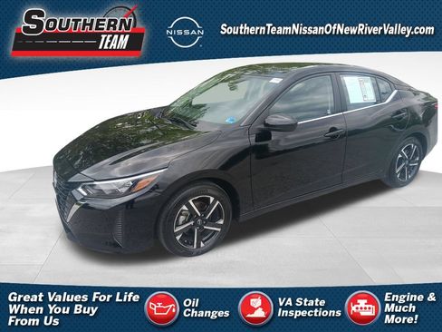 Used 2025 Nissan Sentra SV FWD image 1