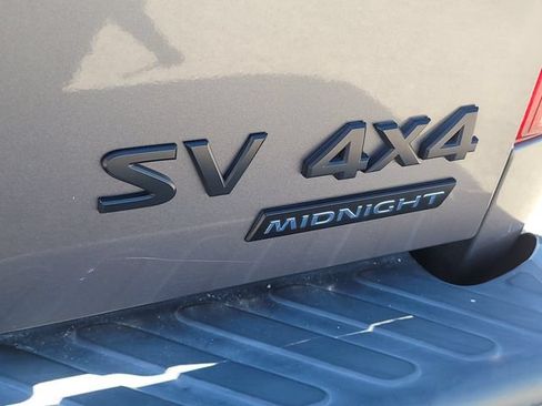 Used 2021 Nissan Frontier SV w/ Midnight Edition Floor Mats AWD/4WD image 10