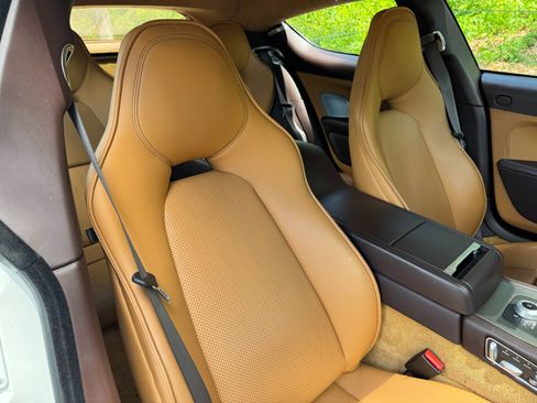 Used 2011 Aston Martin Rapide RWD image 54