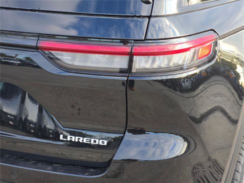 New 2025 Jeep Grand Cherokee Laredo w/ MOPAR Finishing Package image 12