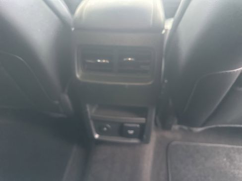 Used 2024 Ford Edge SEL w/ Convenience Package AWD/4WD image 13