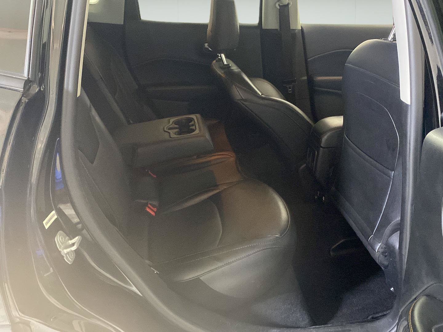 Used 2019 Jeep Compass Limited AWD/4WD image 15