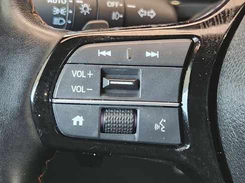 Used 2023 Honda Pilot TrailSport image 27