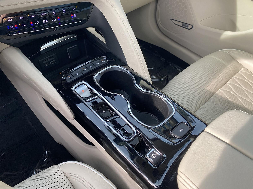Used 2023 Buick Envision Avenir AWD/4WD image 51