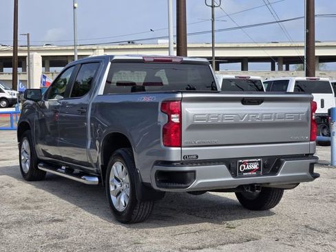 Used 2023 Chevrolet Silverado 1500 Custom AWD/4WD image 5