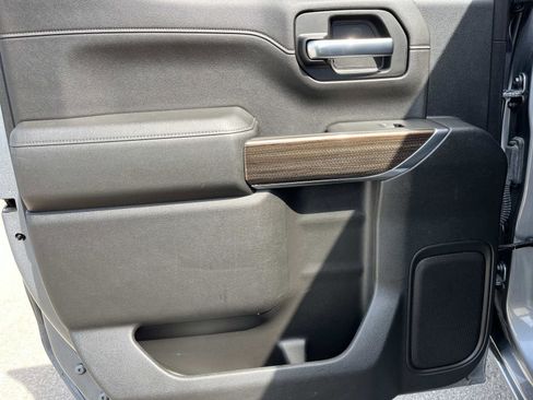 Used 2020 Chevrolet Silverado 1500 LT Trail Boss image 14