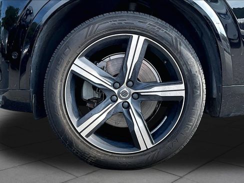 Used 2019 Volvo XC90 T6 R-Design w/ Advanced Package AWD/4WD image 11