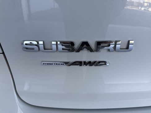 Used 2022 Subaru Ascent Limited w/ Technology Package image 13