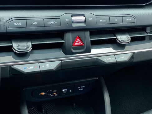 Certified 2025 Kia K4 EX image 23