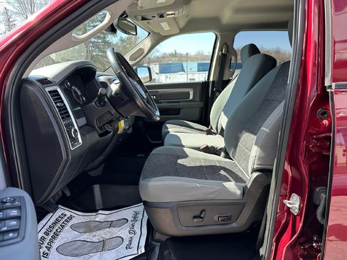 Used 2019 RAM 1500 Big Horn image 14