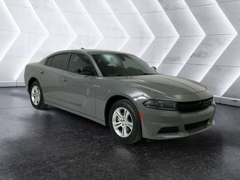 Used 2023 Dodge Charger SXT RWD image 1