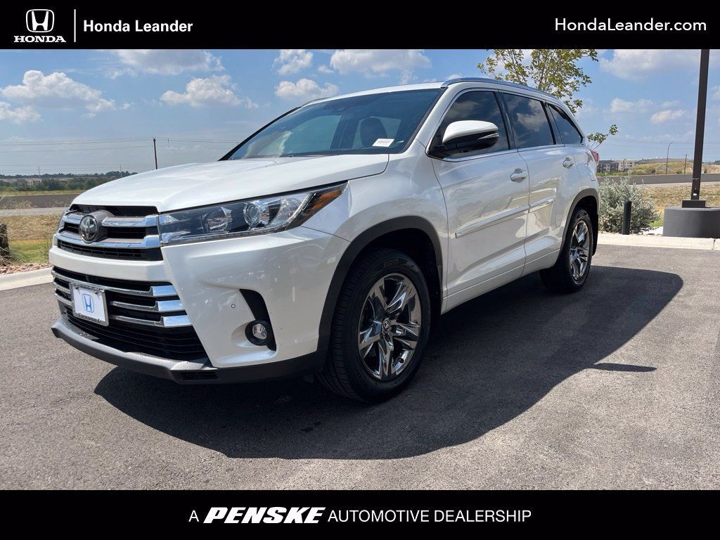 Used 2019 Toyota Highlander Limited Platinum AWD/4WD image 1