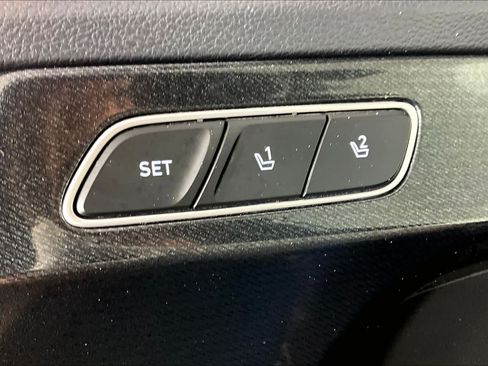 Used 2021 Hyundai Palisade Limited FWD image 32