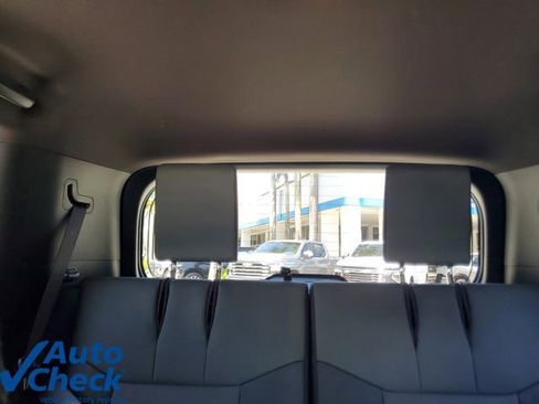 Used 2025 Lexus GX 550 w/ Accessory Package (Z1) AWD/4WD image 12