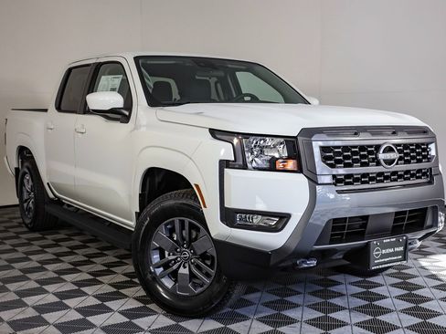 New 2025 Nissan Frontier SV w/ SV Convenience Package image 1