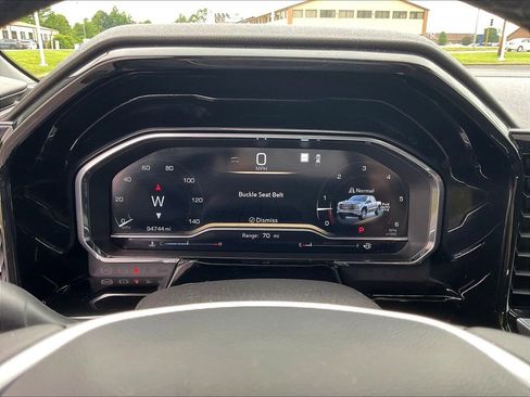 Used 2022 GMC Sierra 1500 SLT w/ SLT Premium Plus Package AWD/4WD image 10