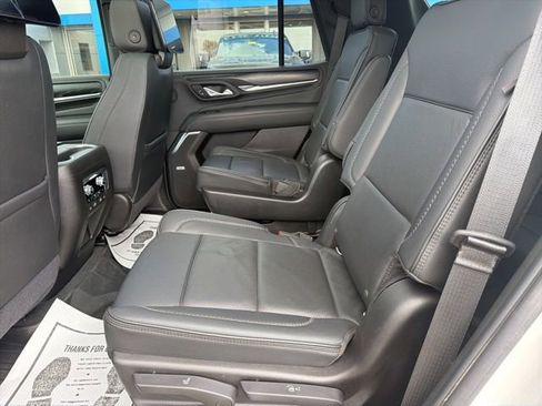 Used 2021 GMC Yukon Denali w/ Denali Ultimate Package AWD/4WD image 4