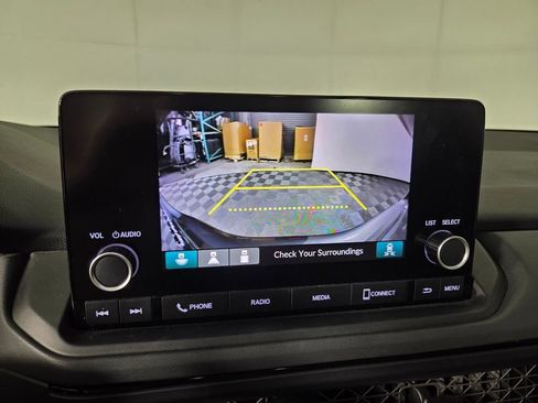 Used 2024 Honda Accord EX image 11