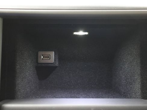 Used 2015 Chevrolet Corvette Stingray Coupe image 39