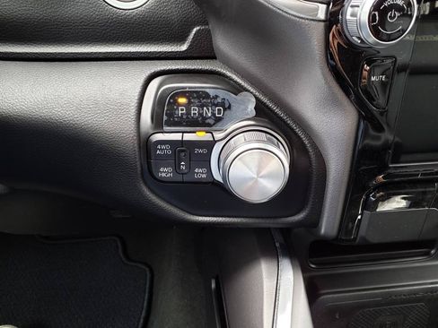 Used 2023 RAM 1500 Laramie AWD/4WD image 14
