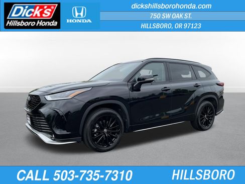 Used 2025 Toyota Highlander XSE AWD/4WD image 1