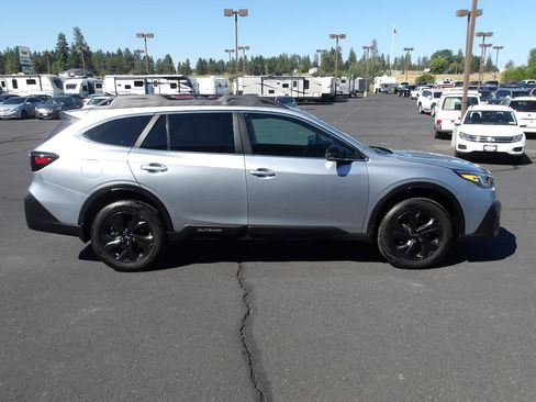 Used 2021 Subaru Outback Onyx Edition XT AWD/4WD image 6
