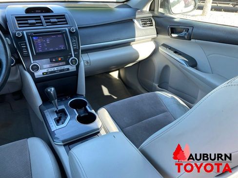 Used 2013 Toyota Camry XLE w/ Leather Pkg FWD image 24