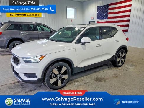 Used 2020 Volvo XC40 T5 Momentum AWD/4WD image 1