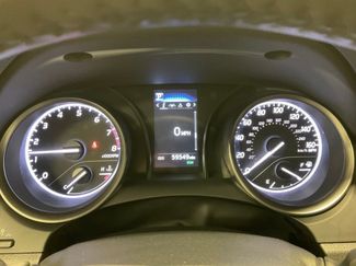 Used 2024 Toyota Camry SE video 2