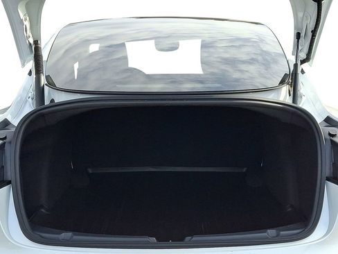 Used 2021 Tesla Model 3 Standard Range Plus image 28