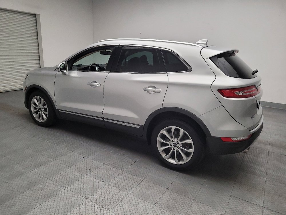 Used 2018 Lincoln MKC Select w/ Select Plus Package FWD image 3