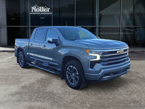 Used 2025 Chevrolet Silverado 1500 High Country w/ Technology Package image 12