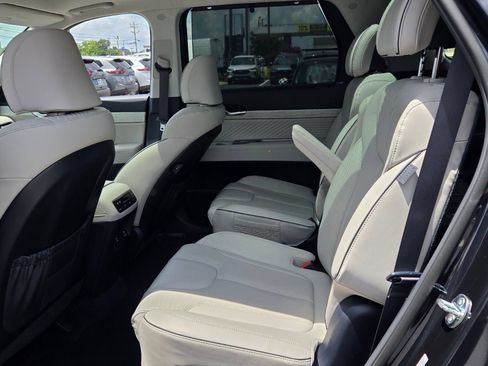 Used 2024 Hyundai Palisade Calligraphy AWD/4WD image 6