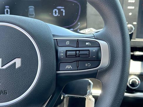 Used 2023 Kia Sportage LX FWD image 30