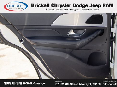 Used 2024 Mercedes-Benz GLE 350 4MATIC image 11