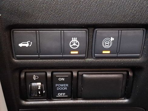 Used 2018 Nissan Armada Platinum w/ Captain Seat Package image 25