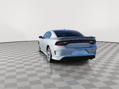 Used 2022 Dodge Charger R/T image 7