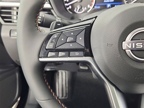 New 2025 Nissan Altima 2.5 SR w/ SR Premium Package image 17