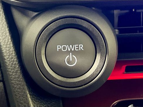 New 2026 Toyota Prius Plug-In Hybrid FWD image 23