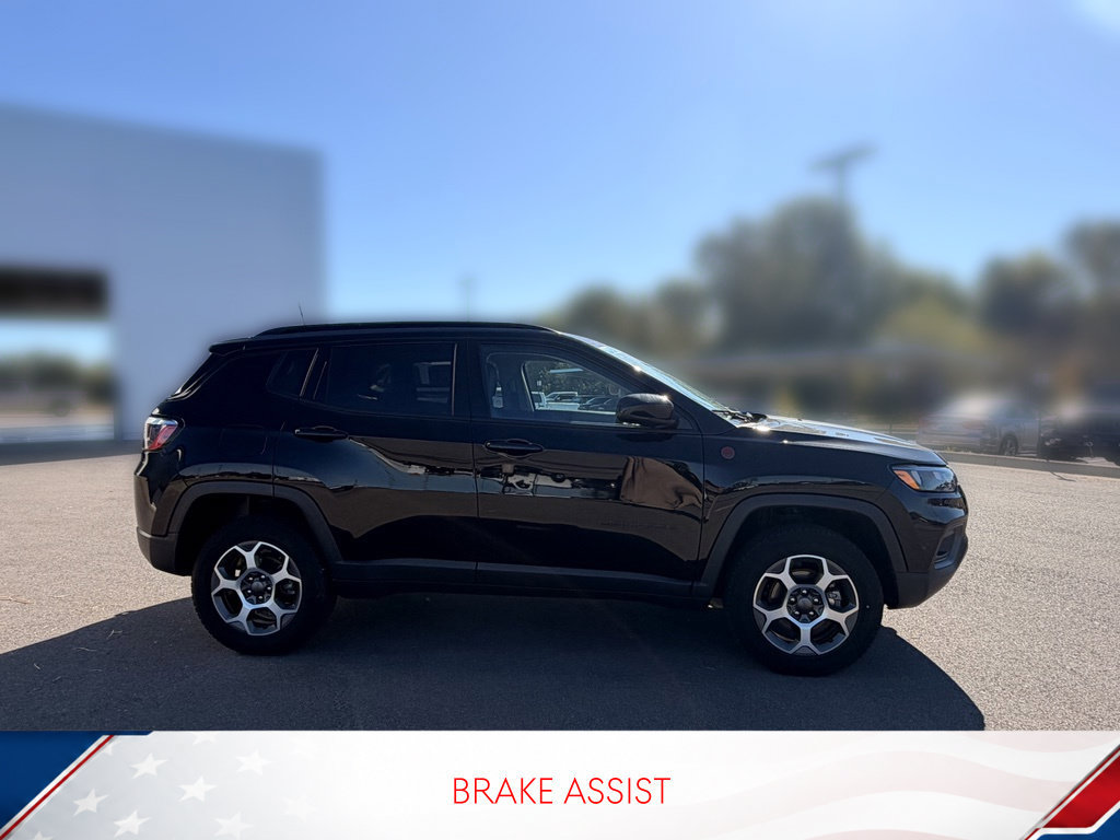 Used 2022 Jeep Compass Trailhawk AWD/4WD image 8