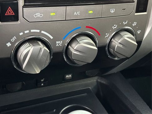 Used 2017 Toyota Tundra SR5 AWD/4WD image 37