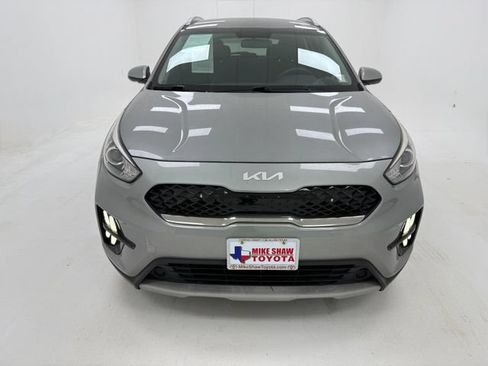 Used 2022 Kia Niro LX FWD image 3