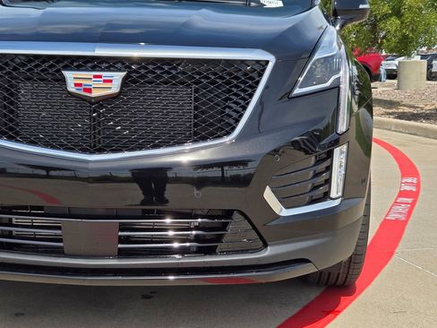 New 2026 Cadillac XT5 Sportv w/ LPO, Floor Liner Package image 6