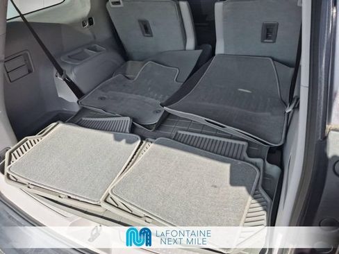 Used 2017 GMC Acadia SLT FWD image 29