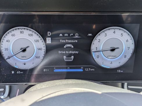 New 2026 Hyundai Elantra Limited FWD image 31
