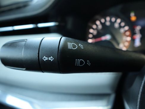 Used 2022 Jeep Compass Limited image 31